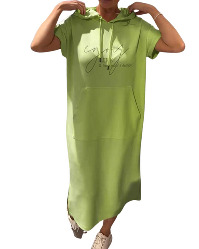 Ebba | Bequemes Kleid mit Kapuze und femininer Passform