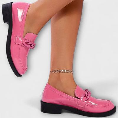 Barbie | Freizeitschuhe in Teekannenform